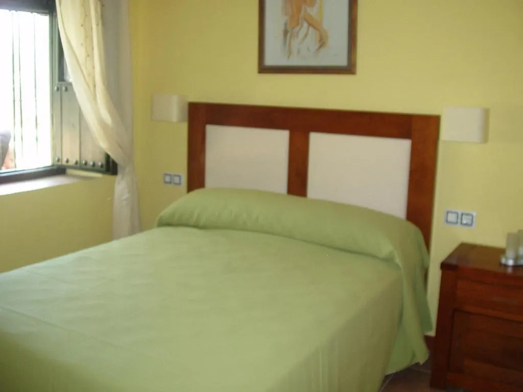 Cortijo Los Llanos Aparthotel Luque